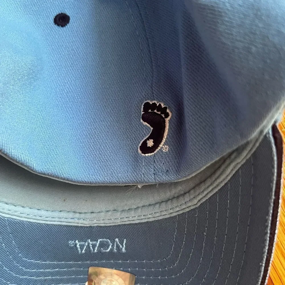 UNC Hat Size M/L in Like New Condition